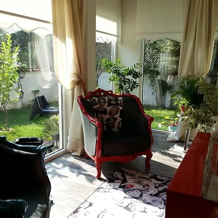 Butik Konukevi 1 Villa